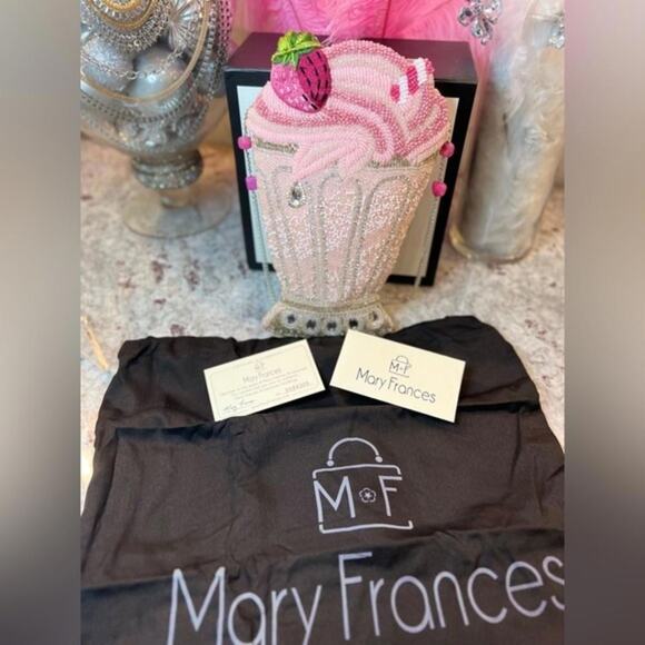 NEW Mary Frances Hand Beaded Couture Sparkly Sundae Crossbody Bag (MFXX128) - Picture 2 of 3